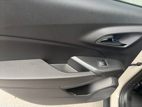 New 2026 Chevrolet Trax RS w/ Driver Confidence Package FWD image 12