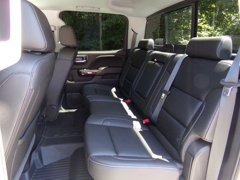 Used 2018 GMC Sierra 1500 SLT AWD/4WD image 24