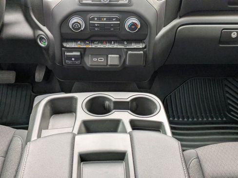 Certified 2024 Chevrolet Silverado 2500 Custom w/ Custom Value Package image 19