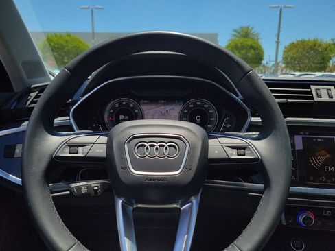 Certified 2025 Audi Q3 2.0T Premium Plus w/ Premium Plus Package AWD/4WD image 8