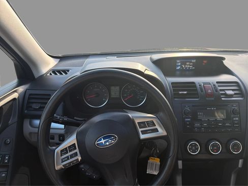 Used 2014 Subaru Forester 2.5i Premium AWD/4WD image 20