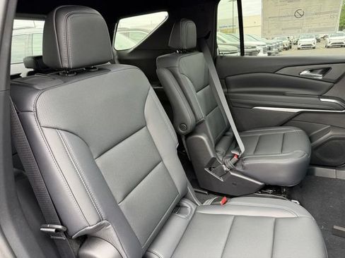 New 2026 Chevrolet Traverse LT w/ Sun and Wheel Package FWD image 12