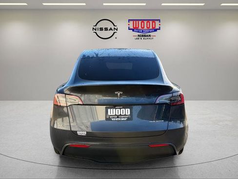 Used 2025 Tesla Model Y Long Range image 4