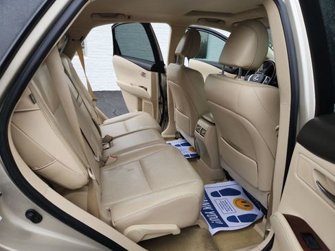 Used 2013 Lexus RX 450h AWD image 12