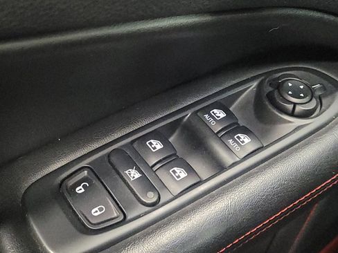 Used 2019 Jeep Compass Trailhawk w/ Cold Weather Group image 27