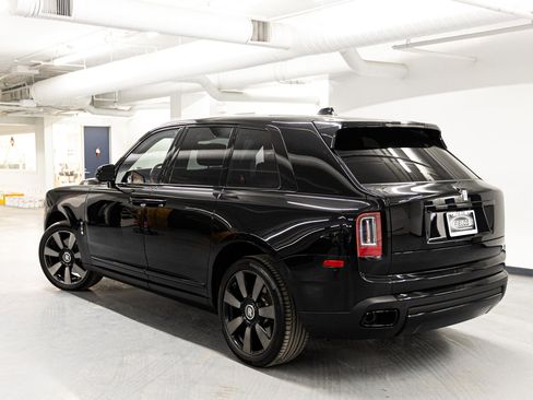 Certified 2024 Rolls-Royce Cullinan image 52