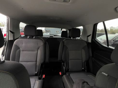 Used 2020 Chevrolet Traverse LT image 35