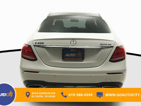 Used 2017 Mercedes-Benz E 300 image 12