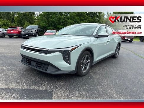 Used 2025 Kia K4 FWD image 9