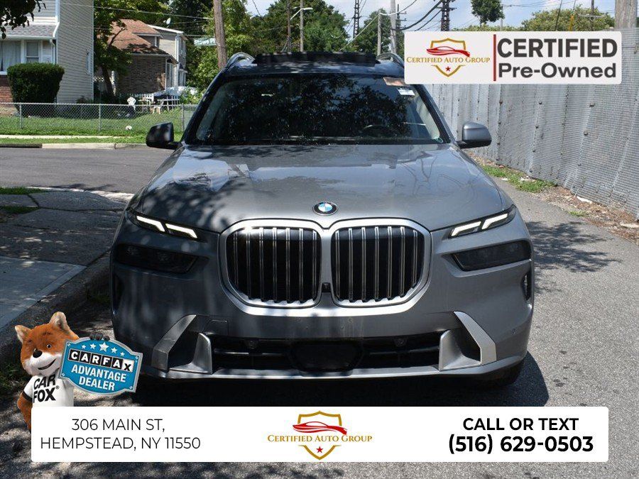 Used 2025 BMW X7 xDrive40i AWD/4WD image 1