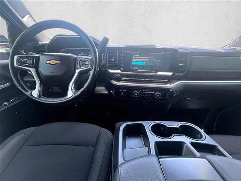 Used 2024 Chevrolet Silverado 2500 LT w/ Convenience Package AWD/4WD image 16