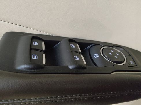 Used 2017 Lincoln MKC Premiere FWD image 27