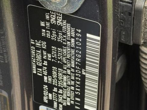 Used 2024 Kia Sportage EX FWD image 32