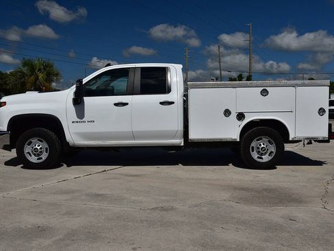 Used 2021 Chevrolet Silverado 2500 W/T w/ WT Convenience Package AWD/4WD image 4