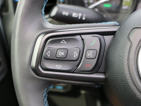 Used 2024 Jeep Wrangler Unlimited Rubicon 4xe AWD/4WD image 16