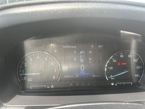 Used 2023 Ford Explorer XLT w/ Equipment Group 202A image 21