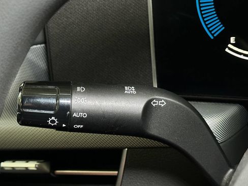Used 2025 Hyundai Sonata SEL FWD image 27