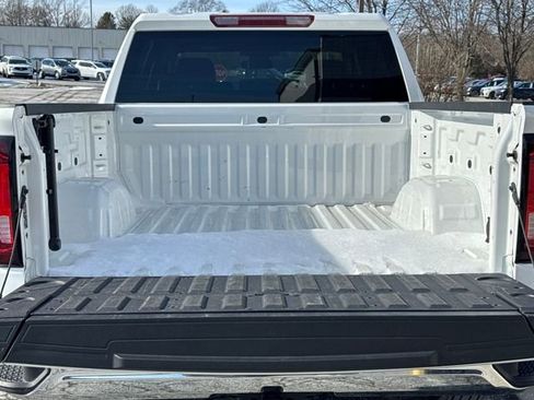 Used 2025 GMC Sierra 1500 SLT image 12