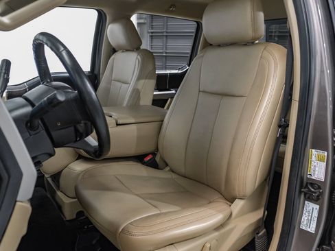 Used 2020 Ford F250 Lariat w/ Lariat Value Package AWD/4WD image 31