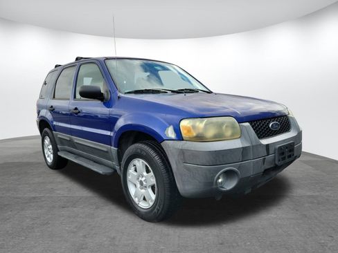 Used 2005 Ford Escape XLT image 17