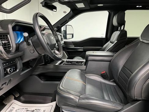 Used 2023 Ford F350 Platinum AWD/4WD image 21
