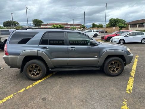 Used 2003 Toyota 4Runner SR5 RWD image 4