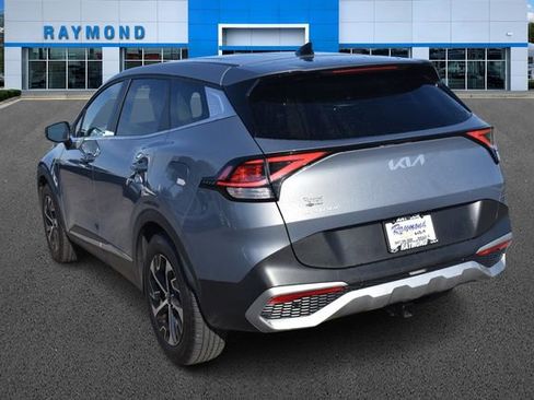 Used 2023 Kia Sportage EX image 5