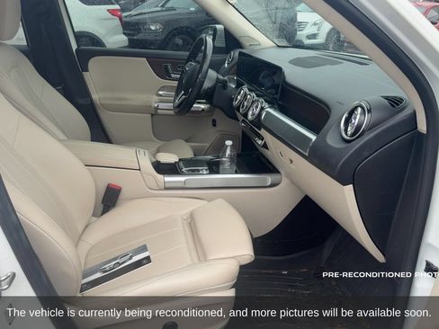 Used 2020 Mercedes-Benz GLB 250 4MATIC image 15