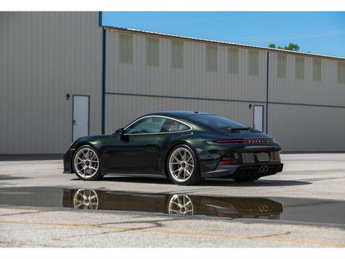 Used 2023 Porsche 911 GT3 image 5