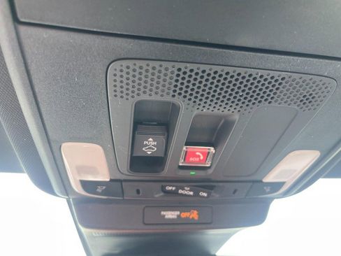 Used 2025 Honda Accord Sport image 31