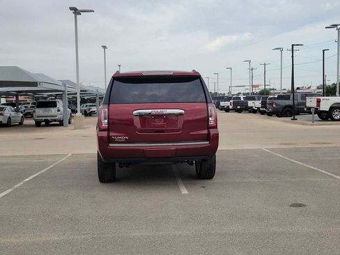 Used 2019 GMC Yukon Denali w/ Denali Ultimate Package RWD image 7