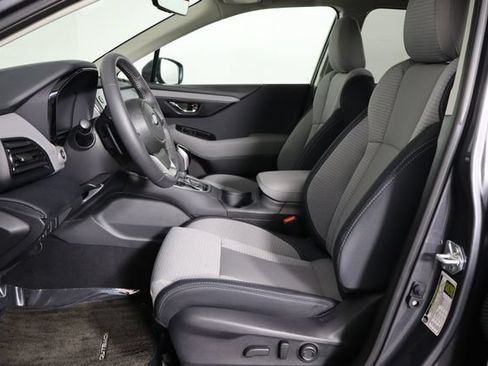 Used 2025 Subaru Outback Premium AWD/4WD image 14