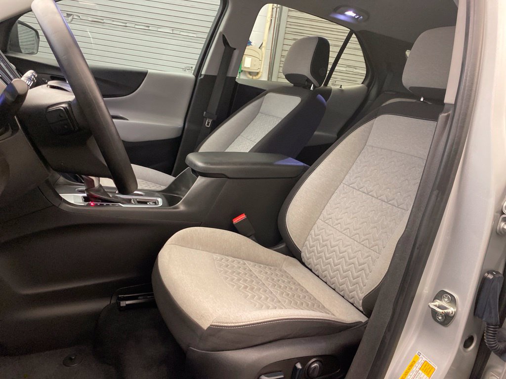 Used 2022 Chevrolet Equinox LS w/ LS Convenience Package FWD image 20