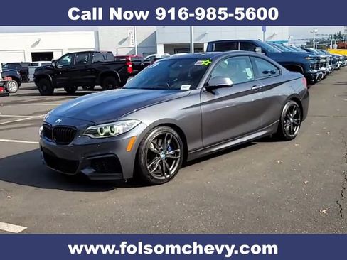Used 2016 BMW M235i Coupe image 5