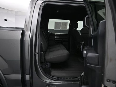 Used 2018 Ford F150 XLT w/ Equipment Group 302A Luxury AWD/4WD image 25