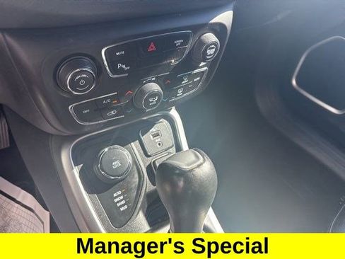 Used 2019 Jeep Compass Latitude w/ Popular Equipment Group image 25