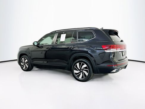 Used 2025 Volkswagen Atlas SE image 5