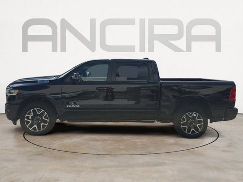 Used 2025 RAM 1500 Laramie w/ Laramie Southwest Edition AWD/4WD image 7