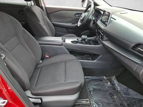 Used 2023 Nissan Rogue S FWD image 20