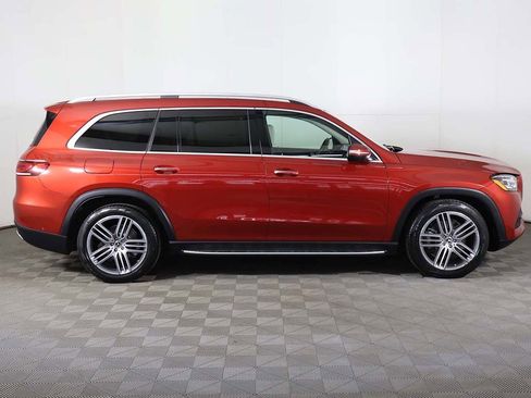 Used 2021 Mercedes-Benz GLS 450 4MATIC image 23