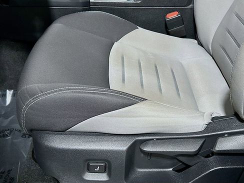 Used 2024 Toyota Tacoma TRD Sport image 16