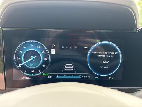 New 2025 Hyundai Elantra SEL FWD image 23