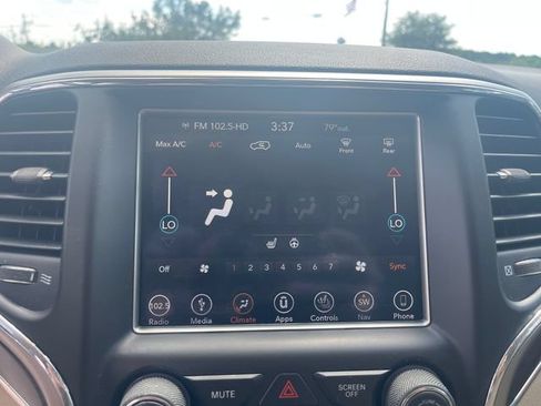 Used 2018 Jeep Grand Cherokee Limited w/ Trailer Tow Group IV AWD/4WD image 15