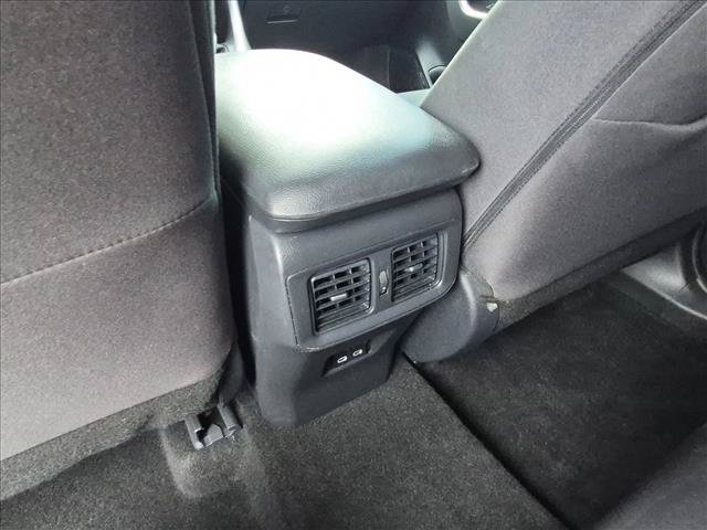 Certified 2025 Toyota RAV4 XLE w/ Convenience Package FWD image 17