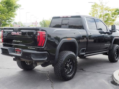 Used 2024 GMC Sierra 3500 Denali w/ Denali Reserve Package image 5