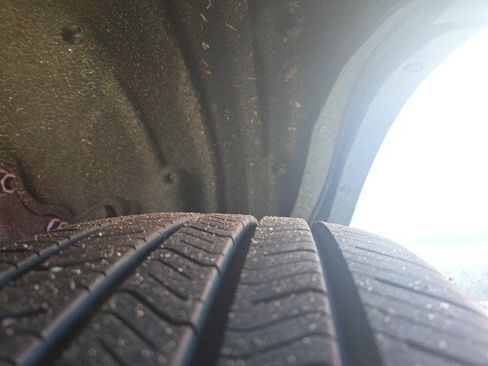 Used 2023 Toyota Highlander XLE image 13