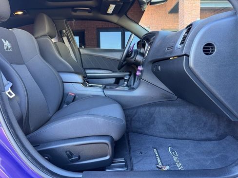 Used 2018 Dodge Charger R/T Scat Pack w/ Driver Confidence Group image 11