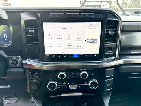 Used 2023 Ford F350 Lariat w/ Chrome Package AWD/4WD image 16