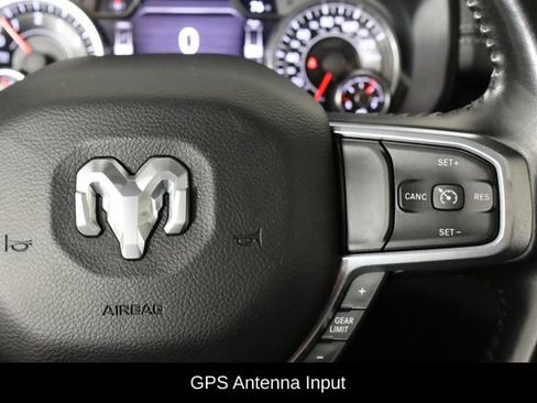 Used 2022 RAM 1500 Laramie AWD/4WD image 10