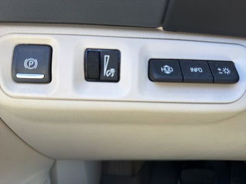 Used 2021 GMC Acadia Denali w/ Denali Ultimate Package image 14